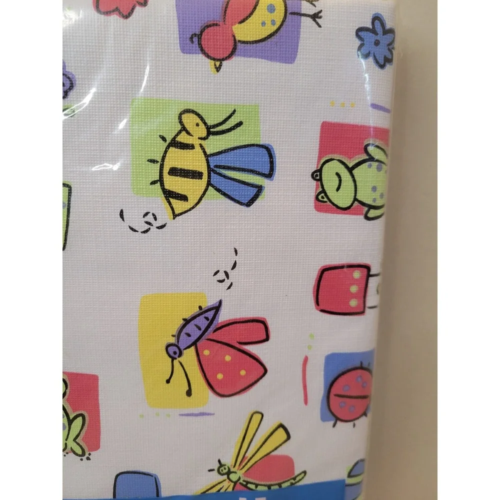 Summer Living Round 70 Flannel Backed Vinyl Tablecloth Garden Insect Frog Bee
